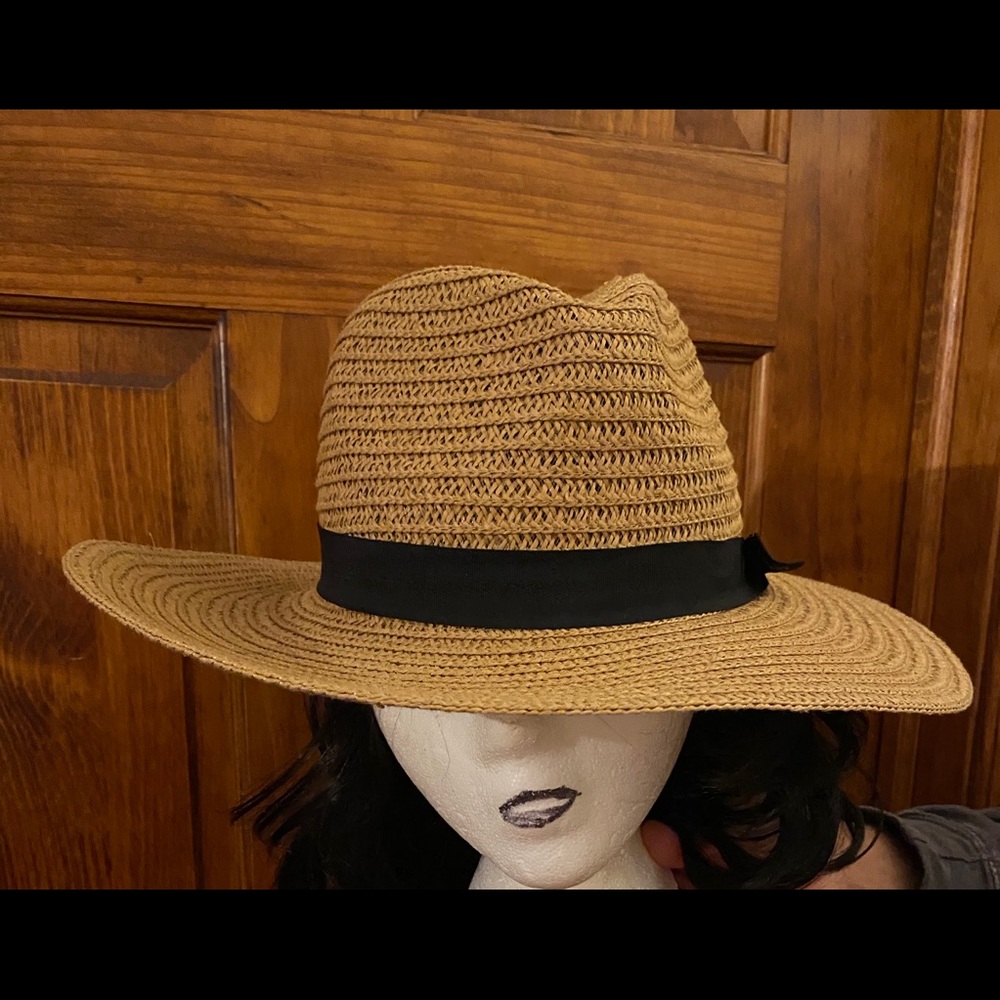 Hat - Picture 6 of 6